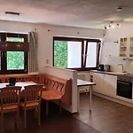 Absolute Active Mountain Apartment *